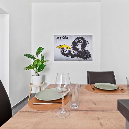 Cozy, Generous City Apartment - 10 Min To City-Centre - Contactless 24H Check-In Bécs Kültér fotó