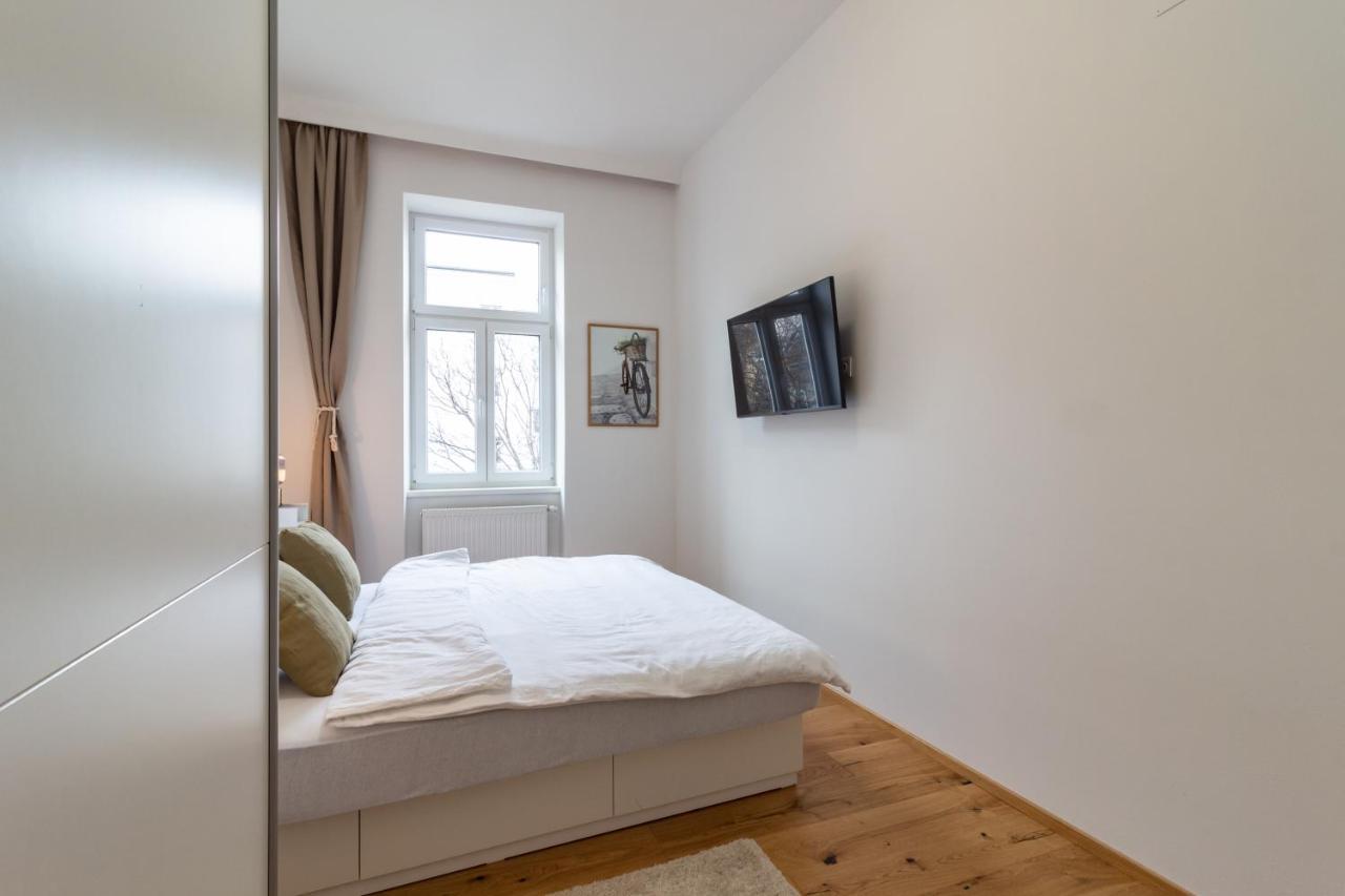 Cozy, Generous City Apartment - 10 Min To City-Centre - Contactless 24H Check-In Bécs Kültér fotó