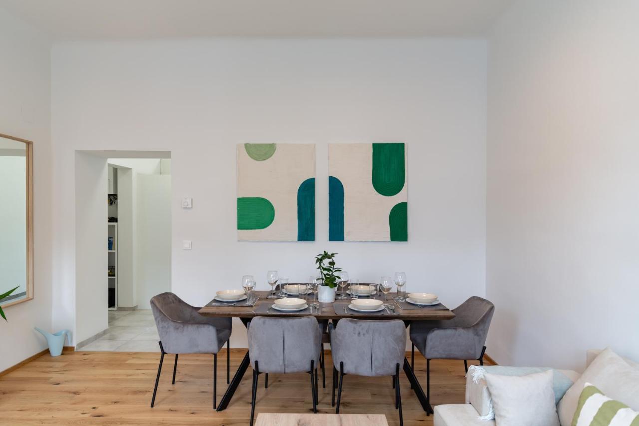 Cozy, Generous City Apartment - 10 Min To City-Centre - Contactless 24H Check-In Bécs Kültér fotó