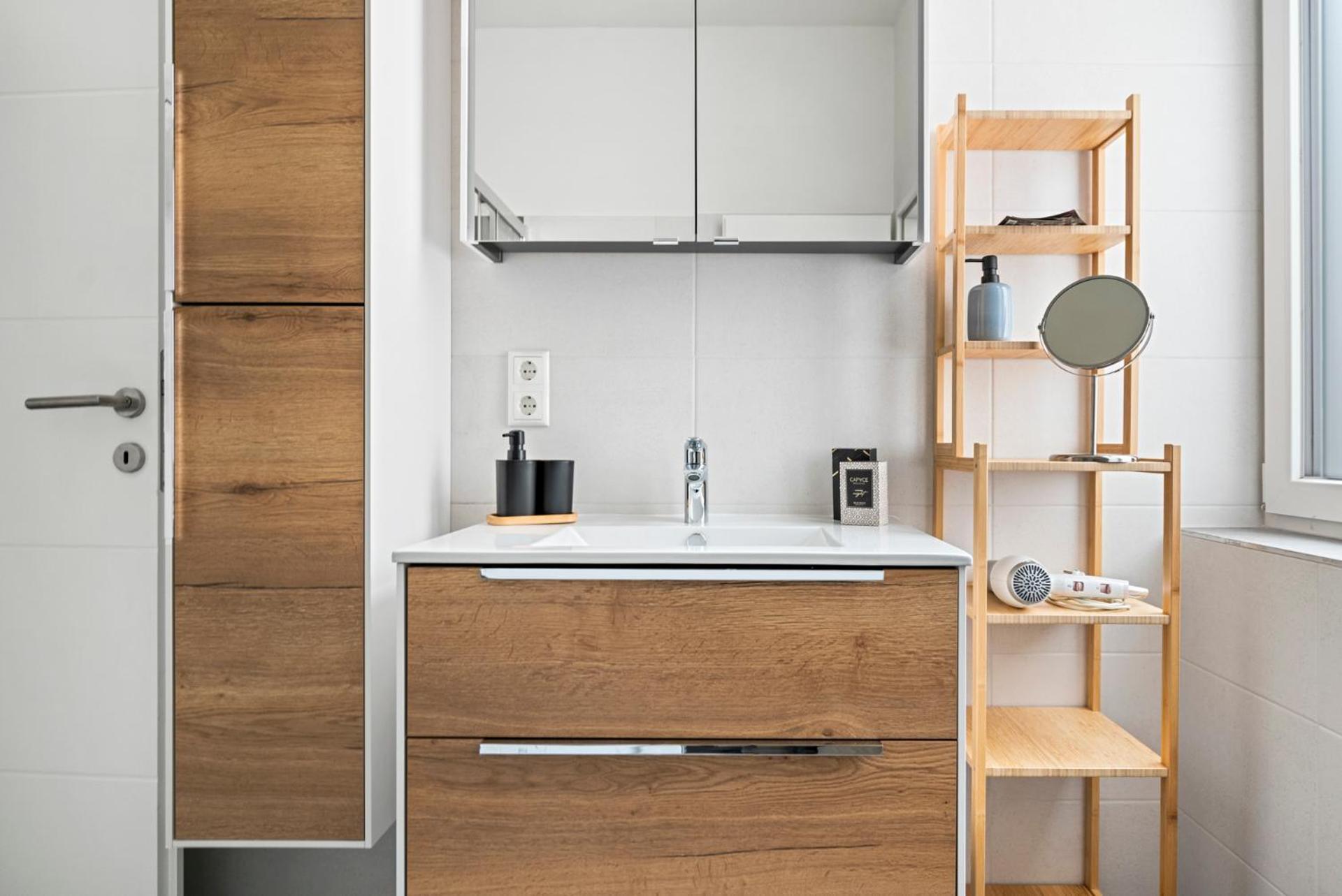 Cozy, Generous City Apartment - 10 Min To City-Centre - Contactless 24H Check-In Bécs Kültér fotó